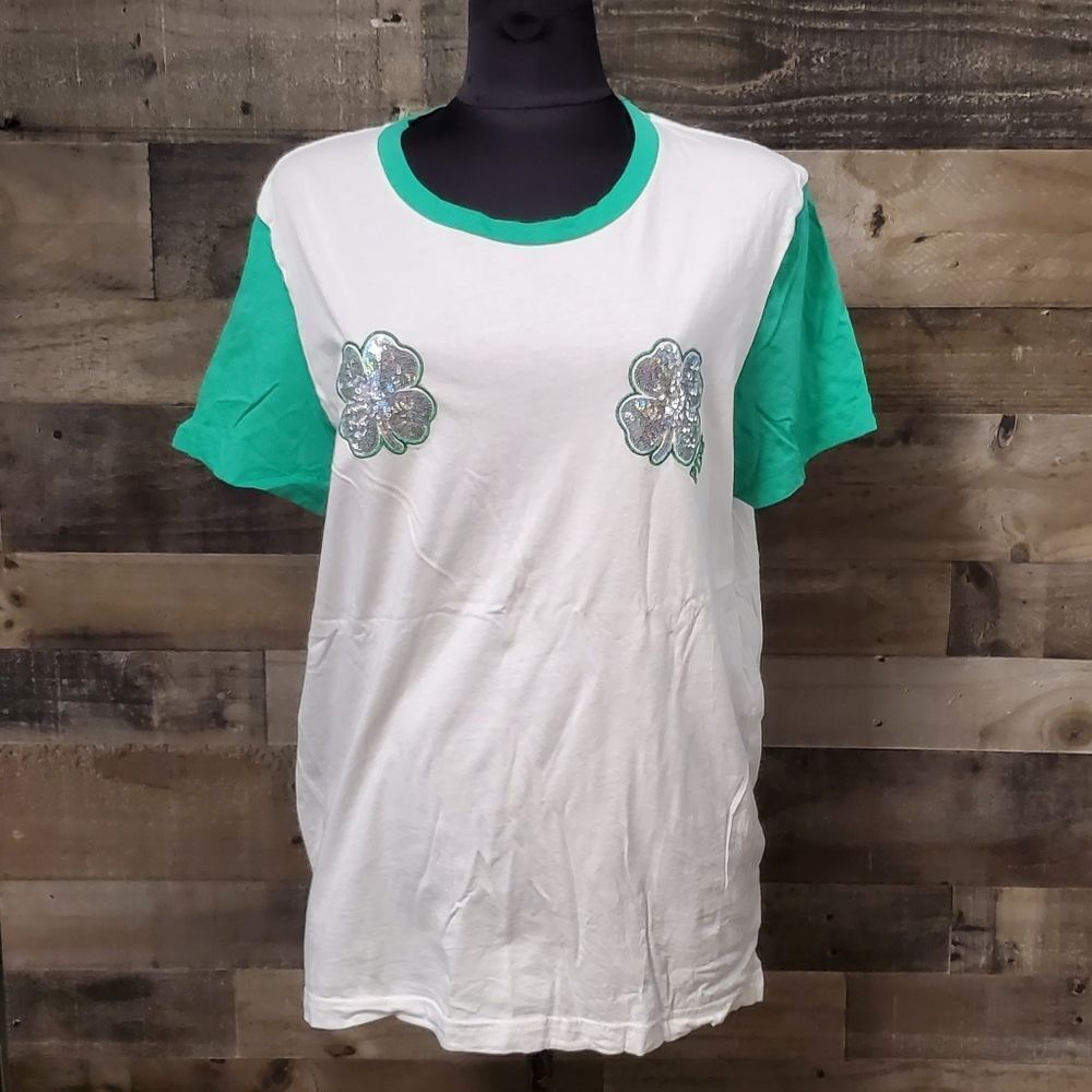 Pink Victoria's Secret t-shirt L